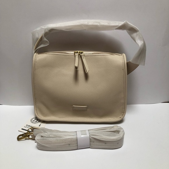 Levynia Leather Cream Crossbody Bag NWT - Picture 10 of 13